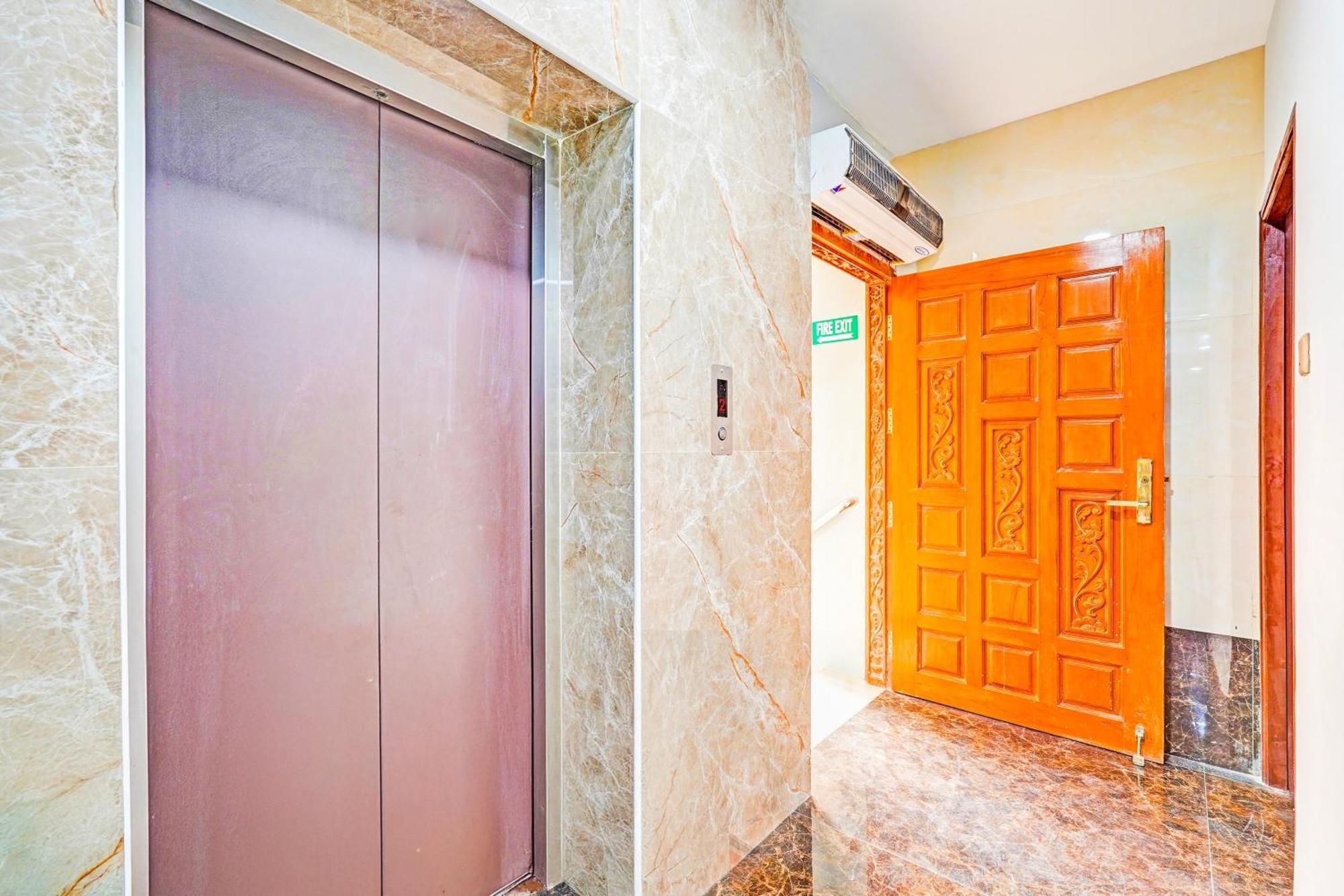 צ'נאי Super Hotel O Sholinganallur Near Anjaneya Temple מראה חיצוני תמונה
